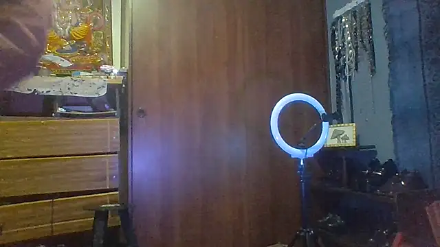 Snapshot of Fo0xybby chatting on July 23, 2026, 1:08 am Fo0xybby online show from July 23, 2026, 1:08 am