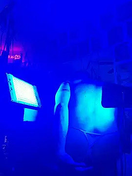 luvs2cumm69 online show from February 7, 2026, 9:06 am