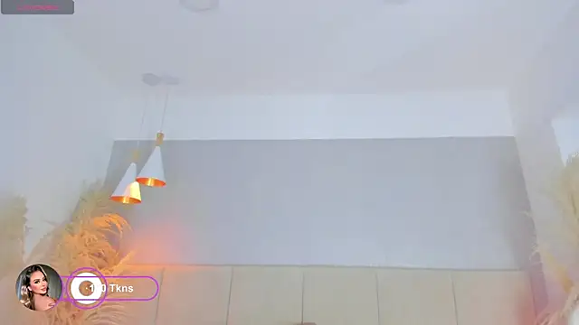 sofia pamela online show from January 17, 2026, 7:17 pm