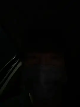 Snapshot of issy19 chatting on February 12, 2026, 9:31 am issy19 online show from February 12, 2026, 9:31 am