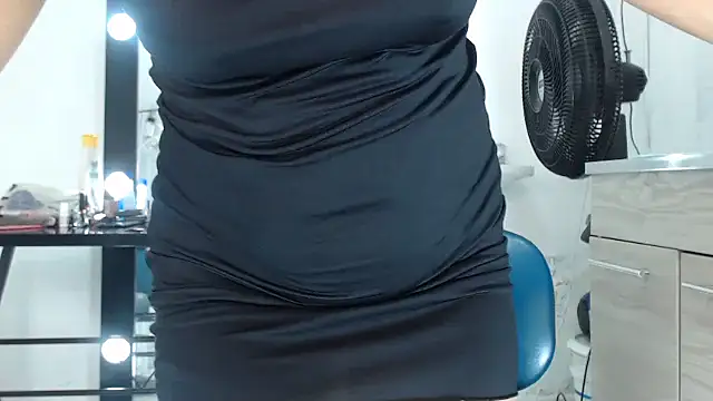 keyla-sensual online show from February 25, 2025, 11:26 pm