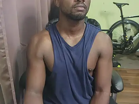 Apollodarkmn online show from June 3, 2026, 5:06 pm