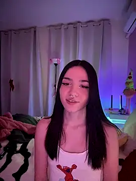 ShannonShanny online show from December 17, 2025, 8:14 pm