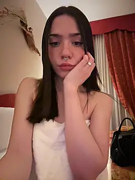 ShannonShanny online show from February 1, 2026, 6:28 pm