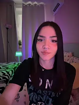 ShannonShanny online show from October 16, 2025, 12:24 pm