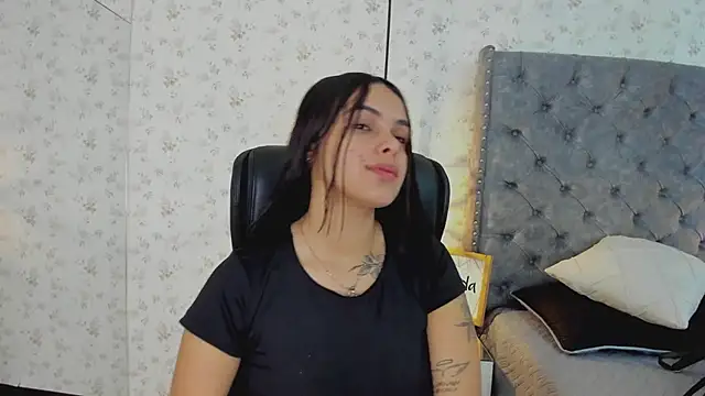 ChloeHarper  online show from July 24, 2026, 2:24 pm