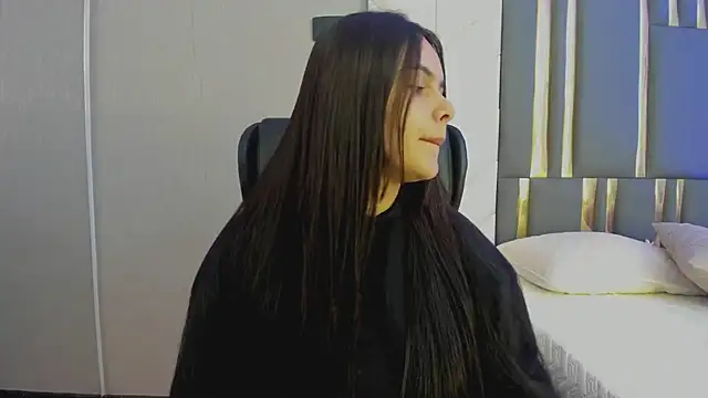 ChloeHarper  online show from June 27, 2026, 12:22 pm