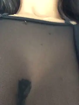 Gia Mazzon online show from March 12, 2025, 1:51 pm