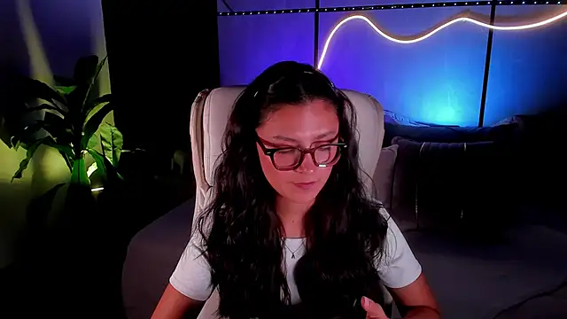 Gia Mazzon online show from February 12, 2026, 3:23 pm