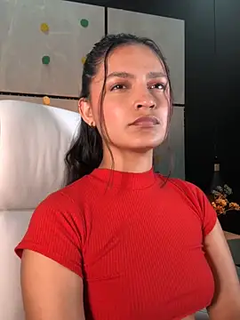 Gia Mazzon online show from March 13, 2025, 5:28 pm