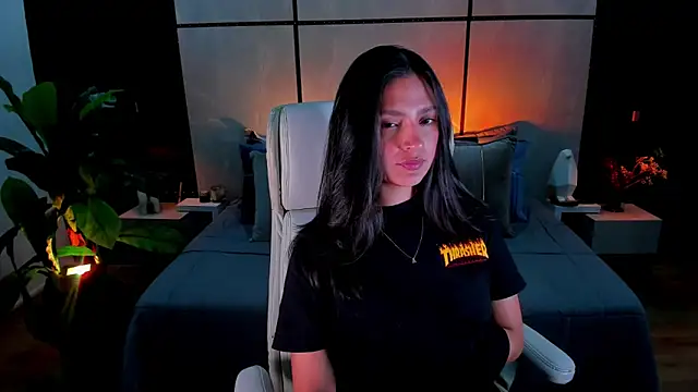 Gia Mazzon online show from March 20, 2025, 5:15 pm