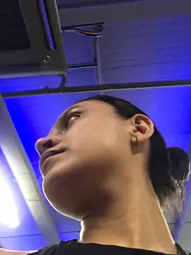 Gia Mazzon online show from March 14, 2025, 9:21 pm