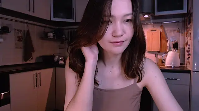 Snapshot of Kelly_Yon chatting on November 27, 2025, 5:52 am Kelly Yon online show from November 27, 2025, 5:52 am