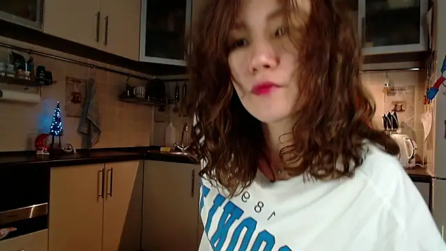 Snapshot of Kelly_Yon chatting on December 26, 2024, 9:04 pm Kelly Yon online show from December 26, 2024, 9:04 pm