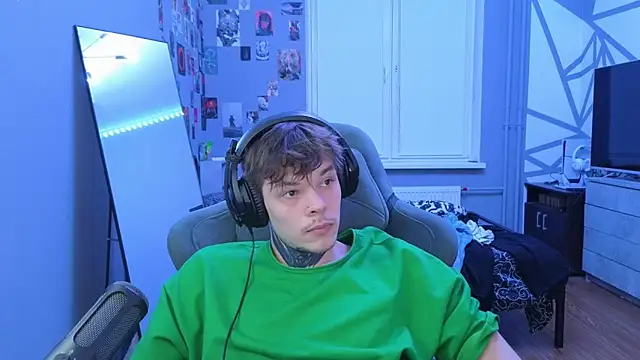 DENIS HERE online show from March 19, 2025, 6:55 pm