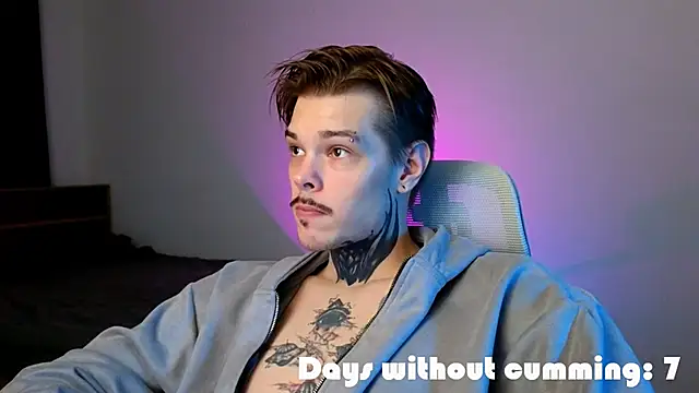 Snapshot of DENIS_HERE chatting on March 24, 2026, 11:27 pm DENIS HERE online show from March 24, 2026, 11:27 pm