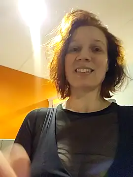 Exhibitionsplit online show from February 28, 2025, 10:28 pm