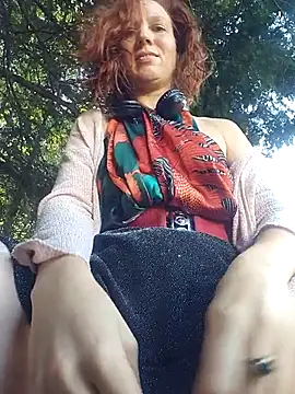 Exhibitionsplit online show from October 1, 2025, 2:32 pm