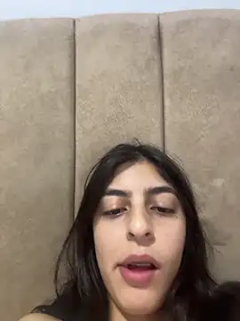 Snapshot of cristel_17 chatting on March 5, 2026, 11:43 pm cristel 17 online show from March 5, 2026, 11:43 pm