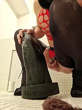 WhoreAnalsssxxx online show from March 6, 2025, 11:09 pm