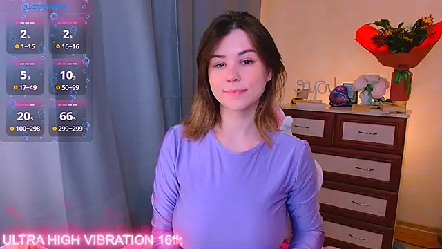 cutie mili online show from October 3, 2025, 7:43 am