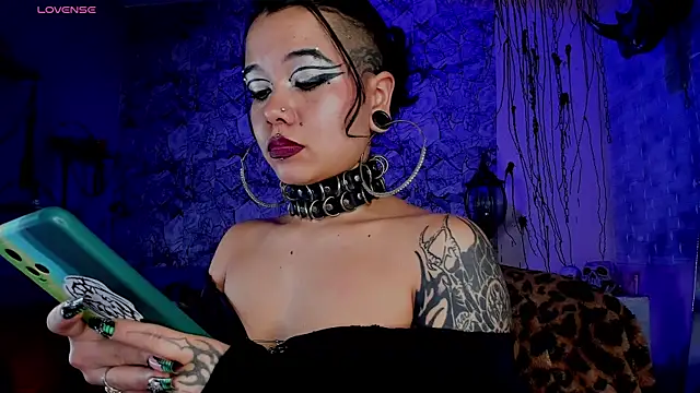 irregular fetish  online show from February 12, 2025, 1:41 am