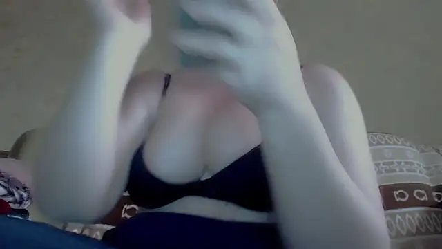 whiteFlower online show from March 18, 2026, 12:51 pm