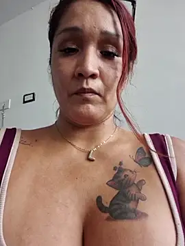 LISA BULLOCK  online show from April 2, 2026, 8:04 pm