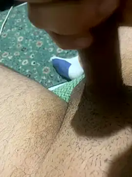 azginnn35 online show from October 8, 2025, 12:34 am