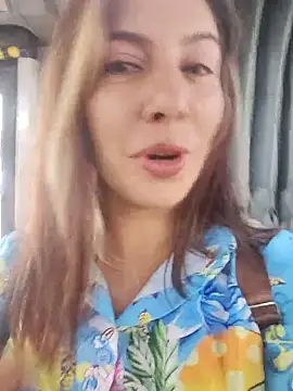 scarlett moore online show from May 1, 2026, 5:18 pm