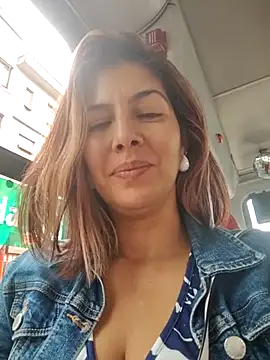 scarlett moore online show from September 18, 2025, 3:48 pm