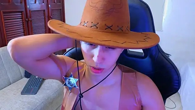 carl dixon online show from October 31, 2025, 4:58 pm