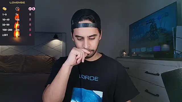 Snapshot of thonylewys chatting on October 14, 2025, 2:34 am thonylewys online show from October 14, 2025, 2:34 am