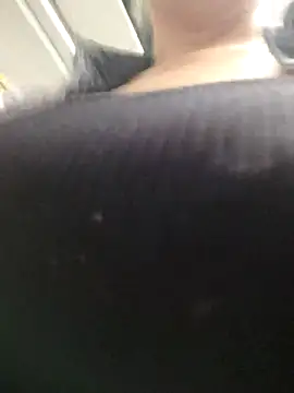 Mia Novikov online show from September 18, 2025, 7:17 pm