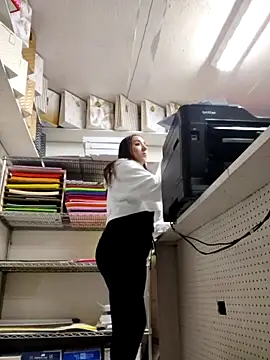 Mia Novikov online show from February 13, 2025, 2:01 am