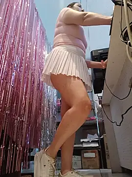 Mia Novikov online show from May 31, 2026, 11:38 pm