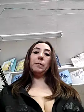 Mia Novikov online show from March 22, 2025, 8:15 pm