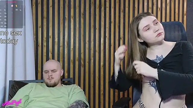 alicepugh online show from March 19, 2025, 7:06 pm