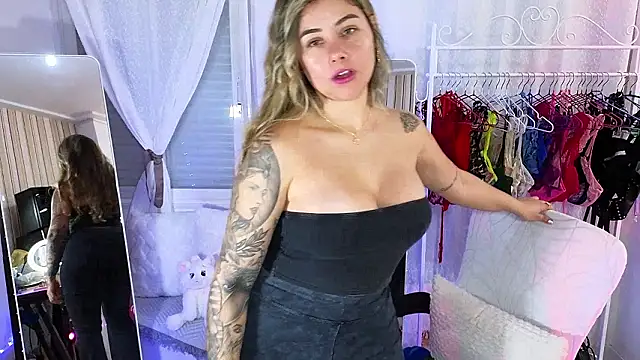 Tawny cox online show from January 15, 2026, 9:34 am