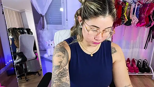 Tawny cox online show from January 9, 2026, 10:33 am