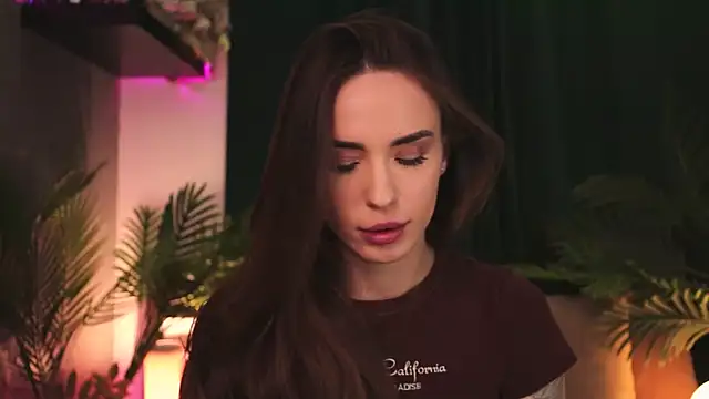 BabyYoda- online show from March 15, 2025, 5:26 pm