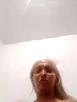 transgirl26 online show from August 5, 2026, 11:32 pm