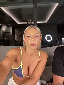 SexOnMyLvL online show from August 3, 2026, 8:15 pm