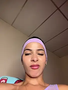 violetta-brown1 online show from March 5, 2026, 3:14 am