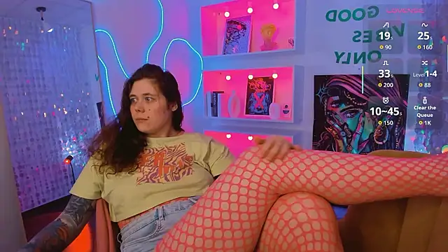 SophiePure online show from February 19, 2026, 1:46 am