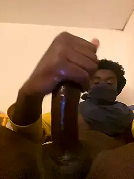 Snapshot of elninoblacko chatting on November 1, 2025, 6:35 pm elninoblacko online show from November 1, 2025, 6:35 pm