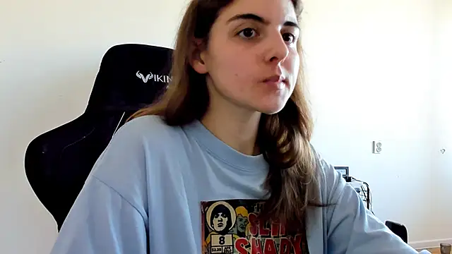 emmamurrr online show from September 29, 2025, 10:11 am