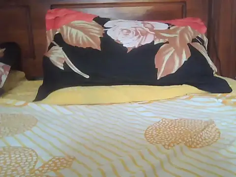 Nuttysub online show from September 15, 2025, 4:24 am