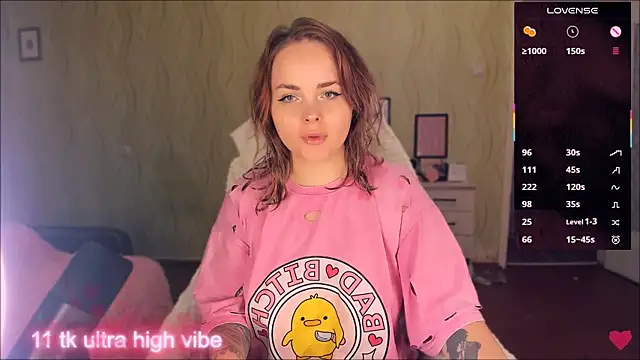 flower sarah  online show from September 14, 2025, 3:23 pm