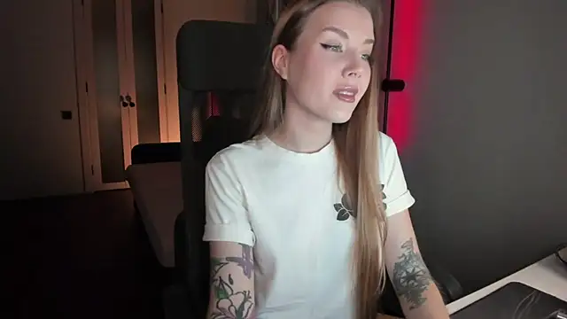 Midnight Mi online show from September 24, 2025, 3:18 pm